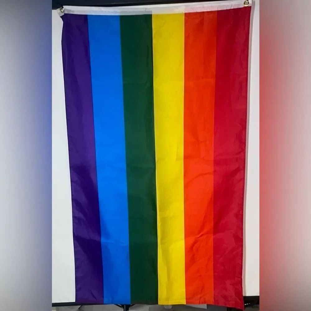 Rainbow flag 🏳️‍🌈 🌈